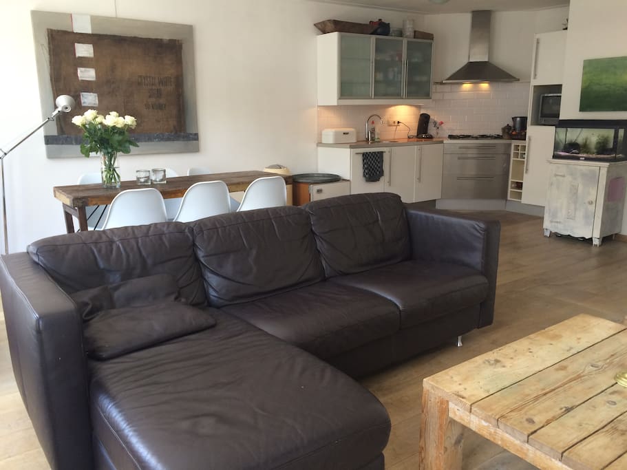 Living with open kitchen