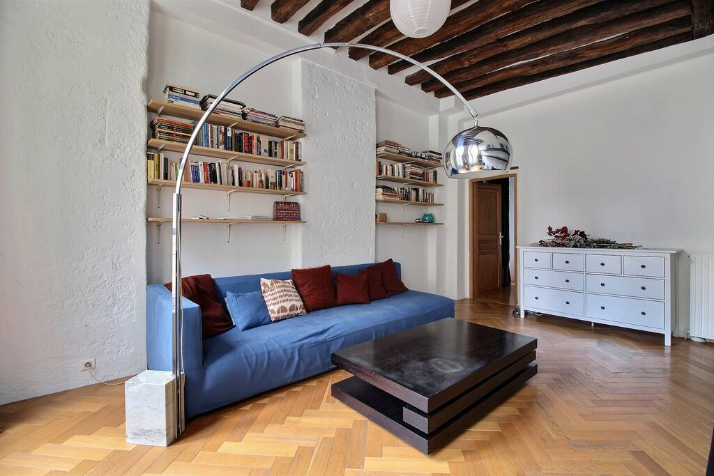 Living room luminous with large sofa