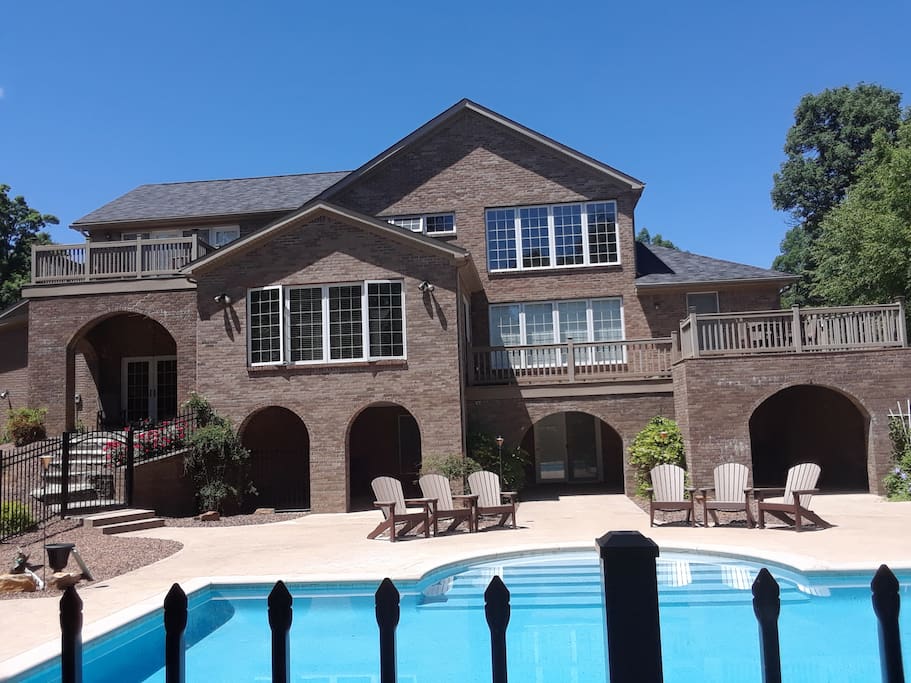 Pool Open! (May - September)