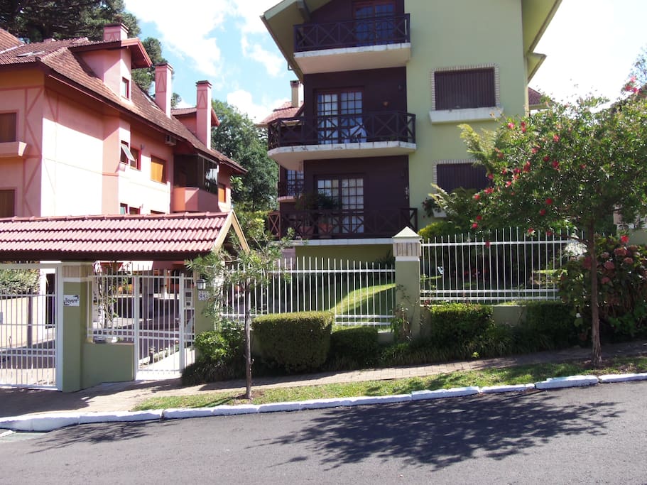 Edificio - Fachada Principal