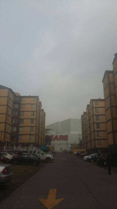 Saliendo Sear, Sanborns, oxxo