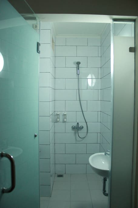 The Mezannie has an ensuite bathroom complete with shower and hot water.