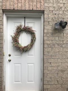 New+Charming+Home+5+minutes+from+PEARSON+AIRPORT