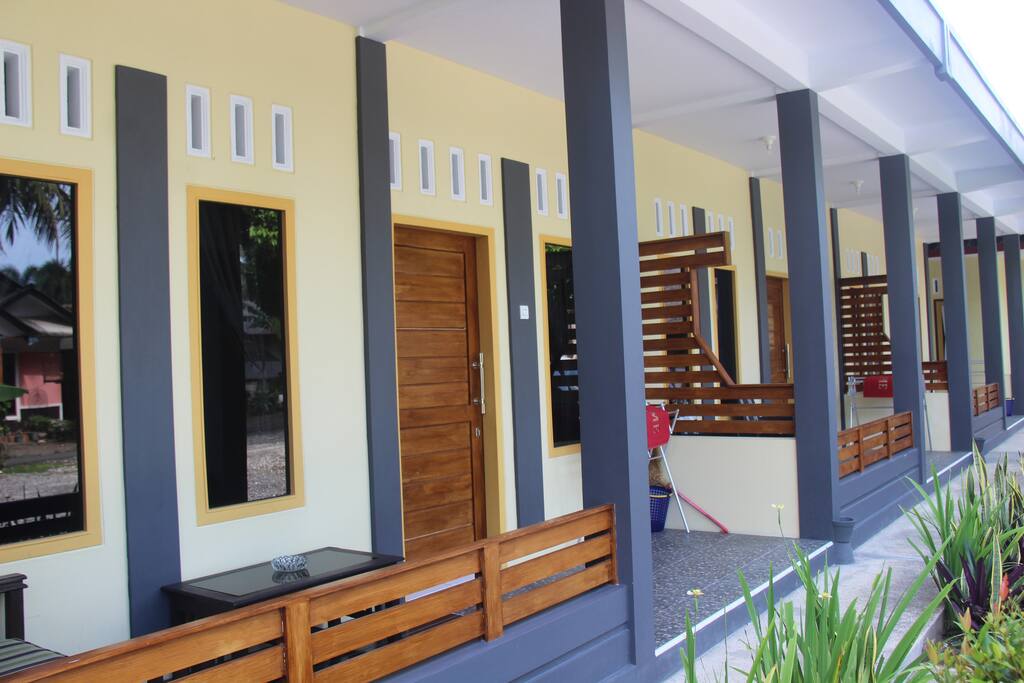 Tampak depan