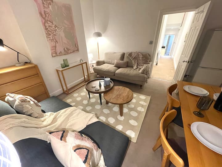 London Cozy 2 Beds Whole Flat In Queen’s Park - London