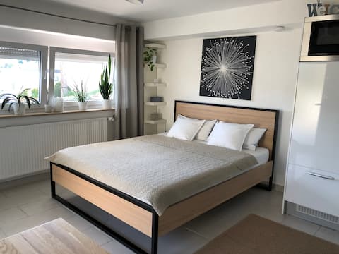 Stylish apartment with breakfast in Bietigheim