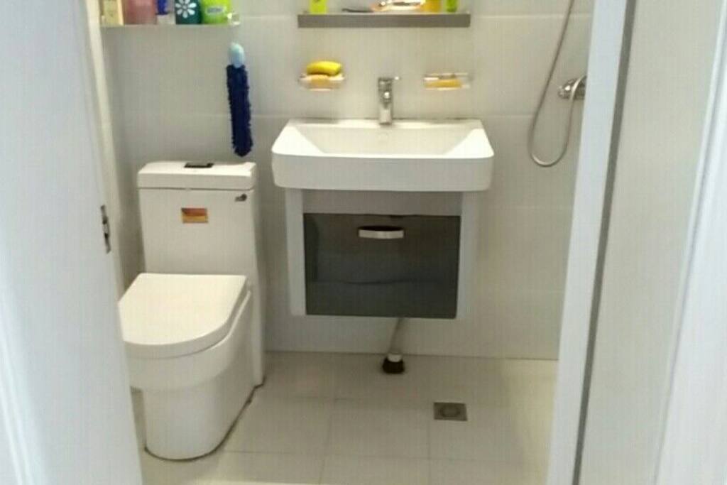 洗手间和洗澡