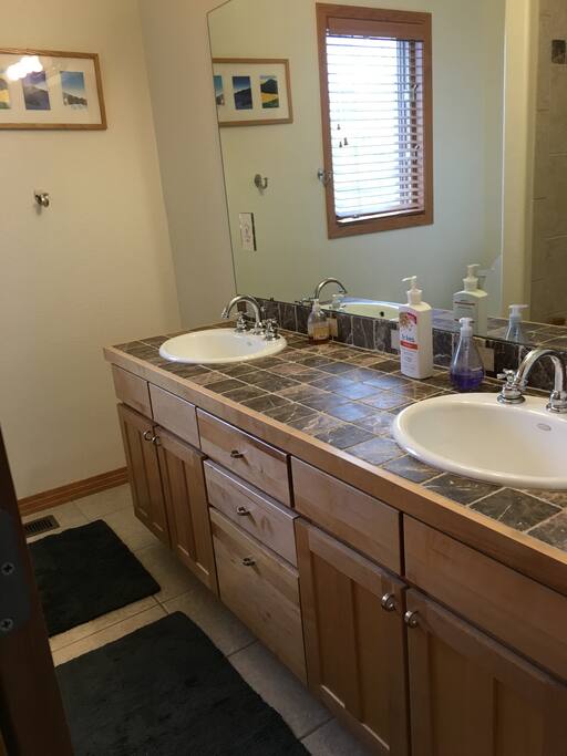 Bathroom adjacent to bedroom