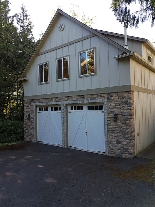 guesthouse (above) garage (below) garage fits 2 to 3 cars in garage!
