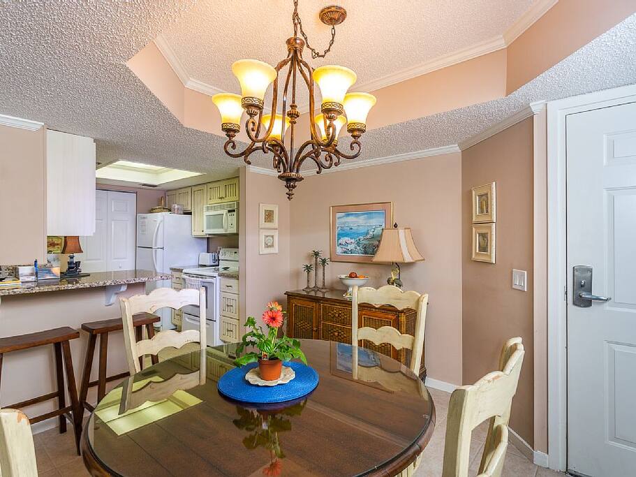 Lamp,Dining Room,Indoors,Room,Chair