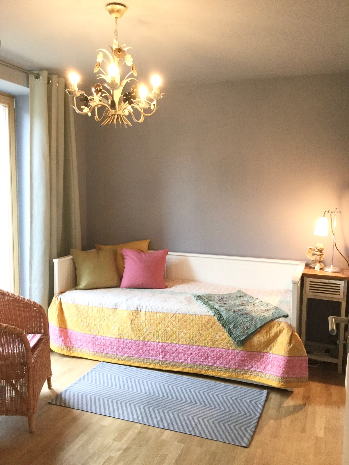 Спалня 2 с разтегателно двойно легло