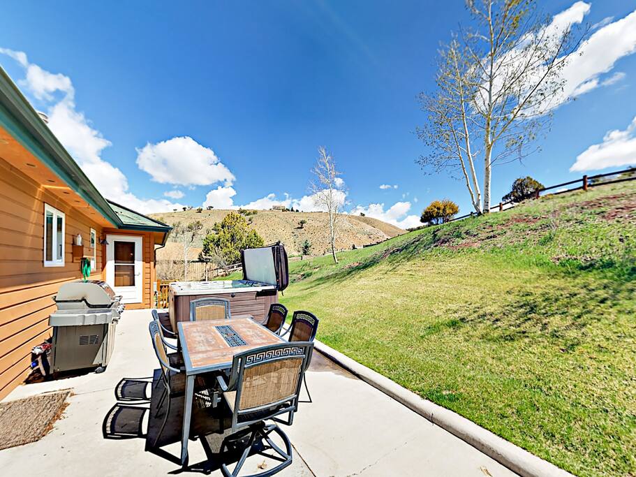 Entertain on the patio equipped with a grill and al fresco dining.
