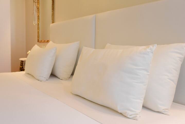 Sundial, Gardens & Suites – leisure or business gallery image 4