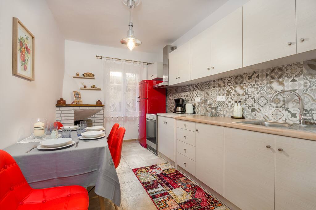 Luna Suite - Kitchen