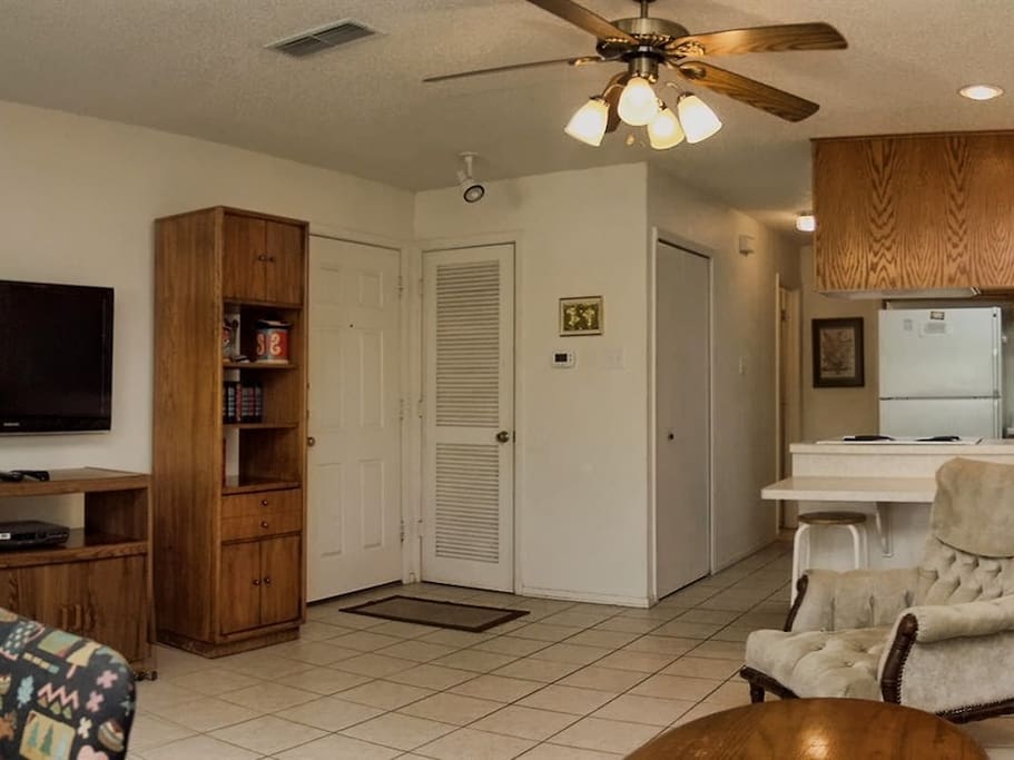 Comal River 313-Living Room