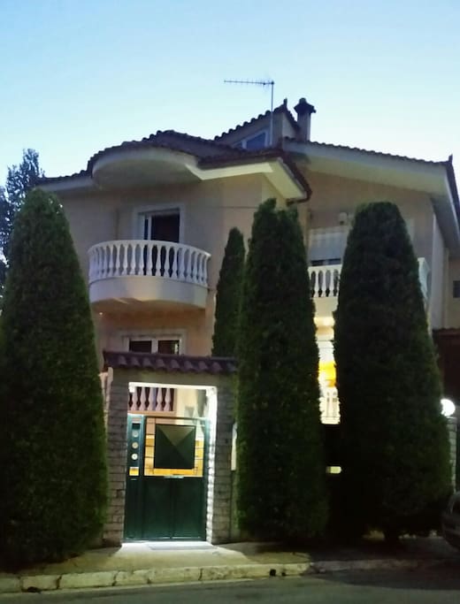 3 Floor Detached House