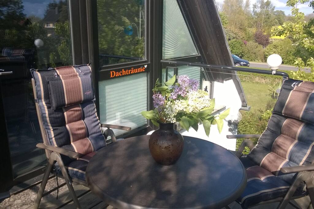 Balkon mit Blick ins Grüne