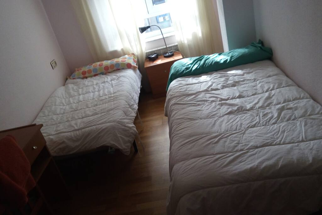 Habitación doble, (también hay opción para una persona sola).