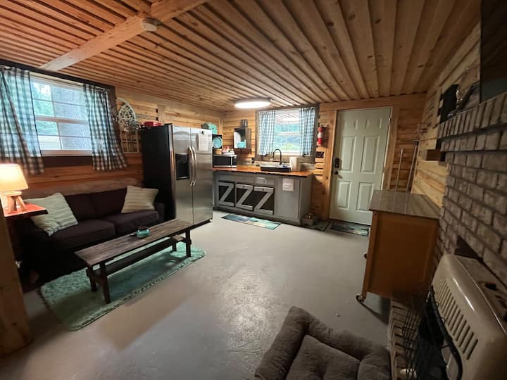 Lisa’s Lodge - Lake Hartwell