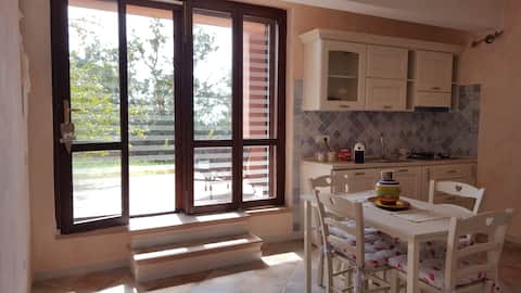 Popular Airbnb listing: Il Fenicottero-suite in amazing villa near the sea in Maracalagonis