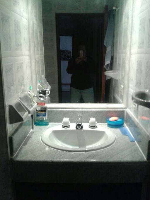 Baño privado fuera de la habitación