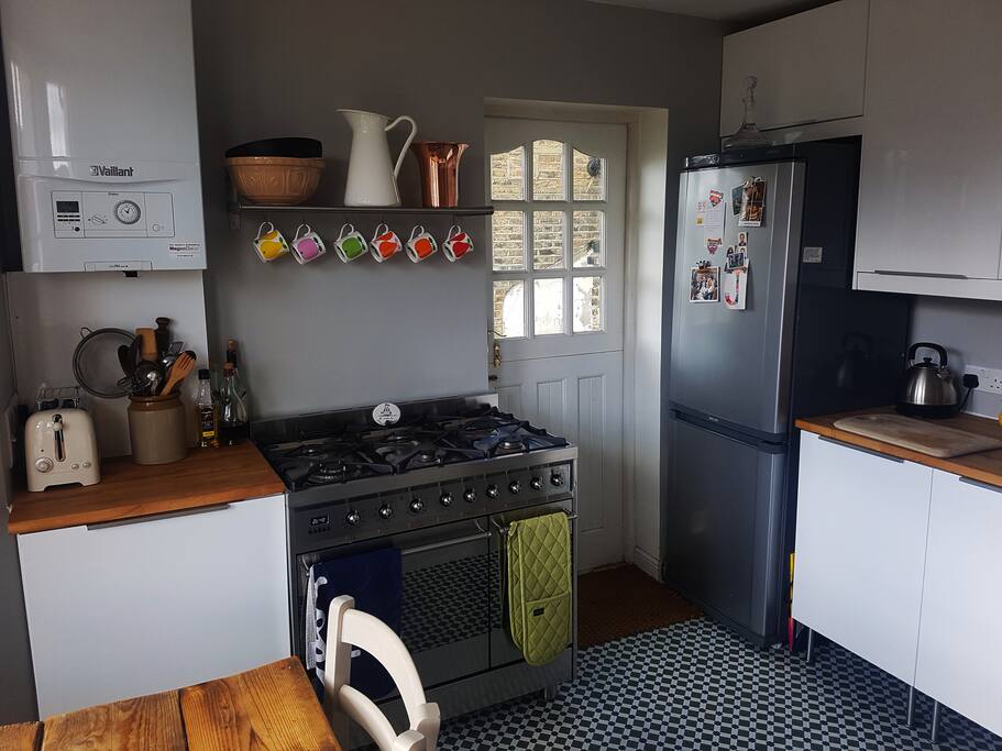 Kitchen leading to Garden