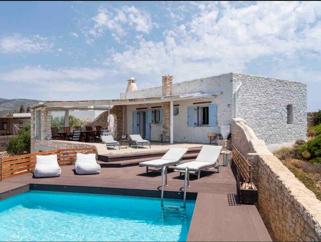 Villa Alenia Paros gallery image 2