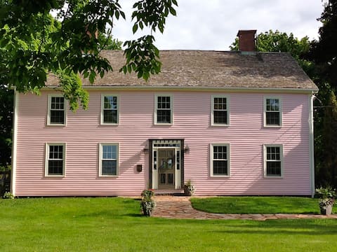 The Barracks at Starr's Point