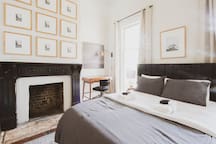 212 E Waldburg - Drayton Room