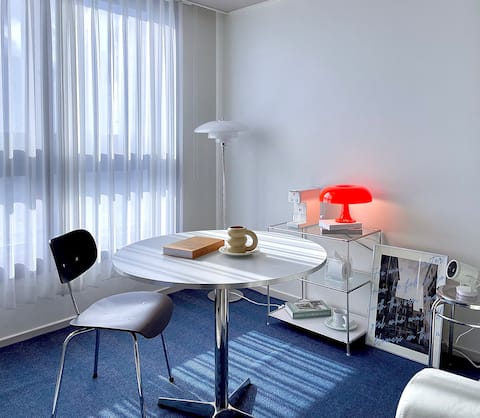 ° at home_2 minutes from Dongseong-ro Jungang-ro Station/# Netflix # Travel # Business trip