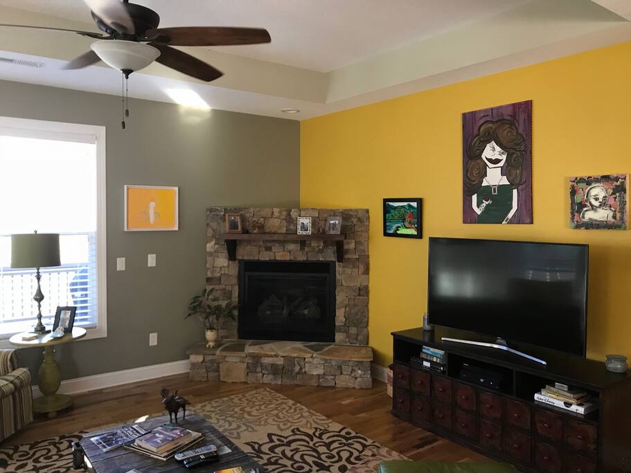 Living room.