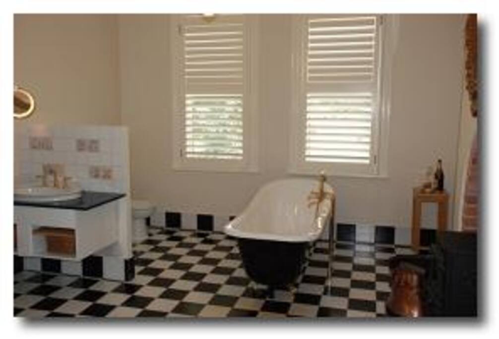French wing- bathroom