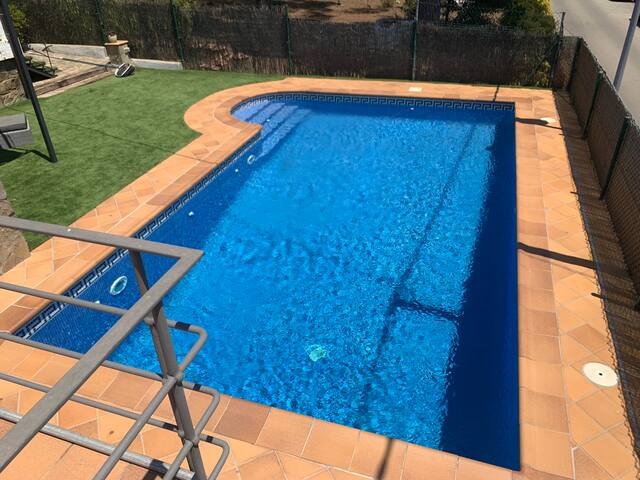 Casa con piscina en la Costa Brava gallery image 5