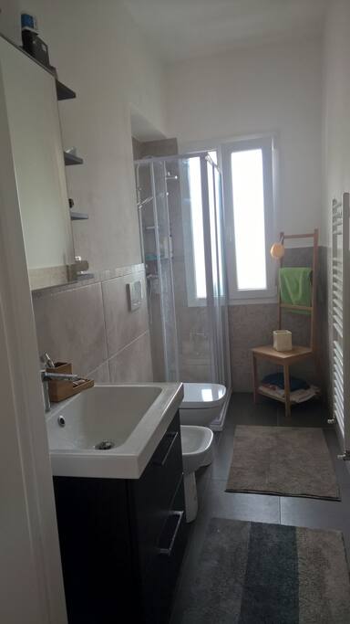 Bagno di pertinenza alla camera