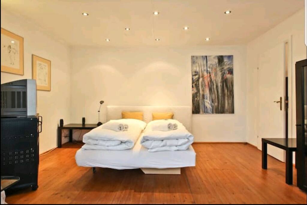 Double bed - the 3rd bed would be a mattress on the floor