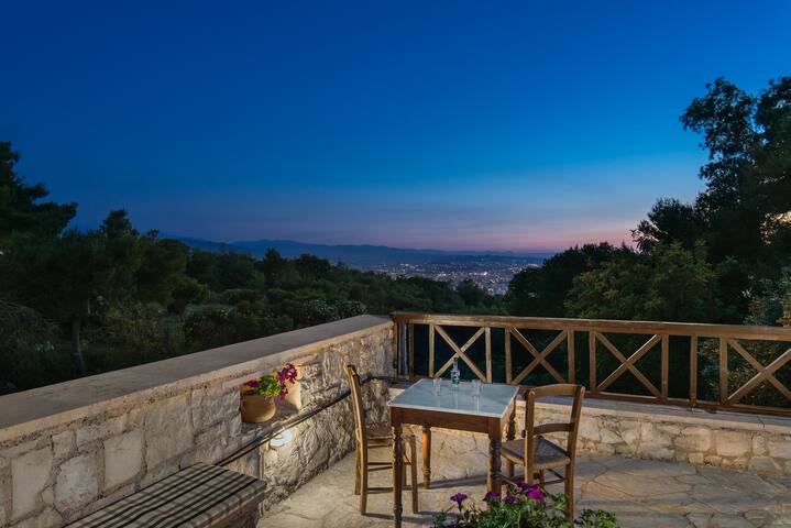 Koukounari Luxury Villa. A Timeless Paradise. gallery image 4