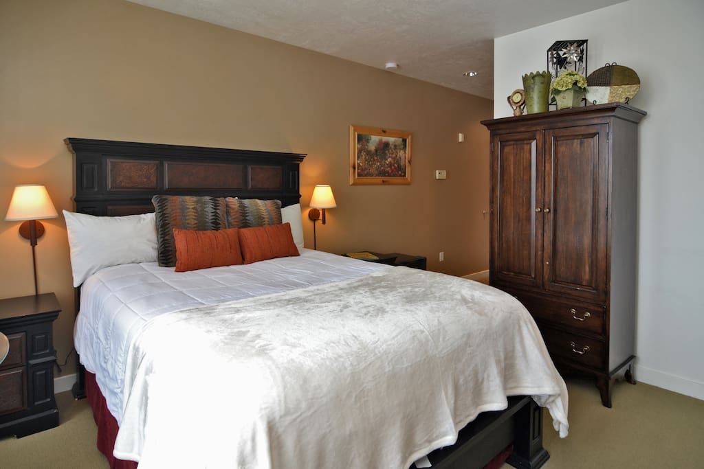 Restful bedroom