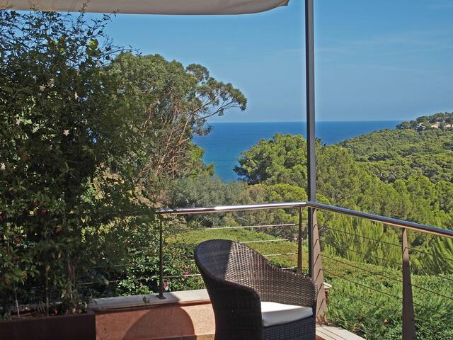 Begur Sa Riera beautiful villa, sea view, pool !
