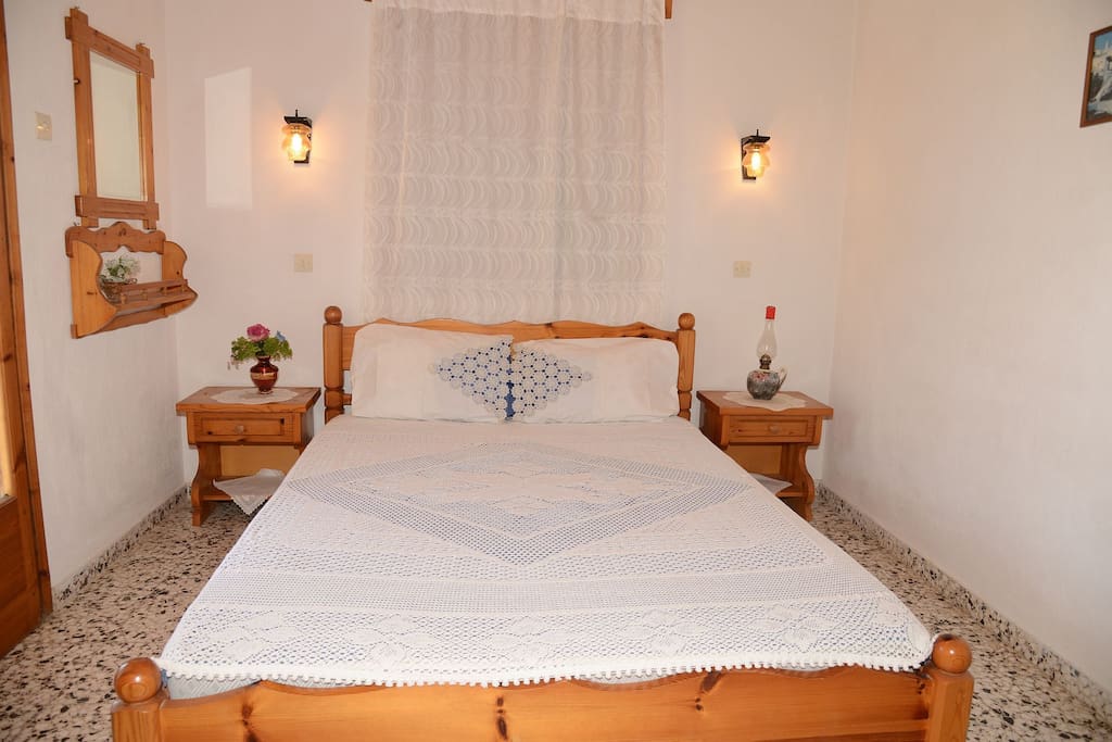 Double Bed