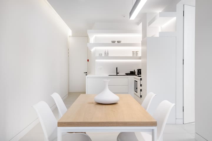 NS PLACE Monastiraki