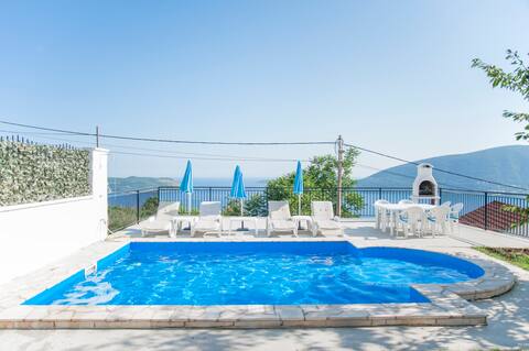 Aleksandar Vista - Villa With Pool and Sea View