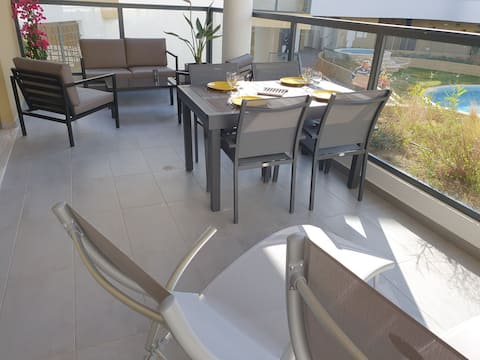 Top performing Airbnb: New apartment – Alvor – Algarve – pool in Portimão