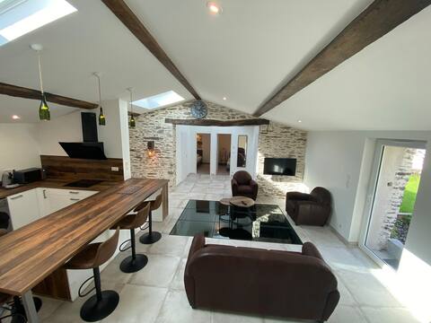 "Le Chai" Charm, Spa and massages in vineyard