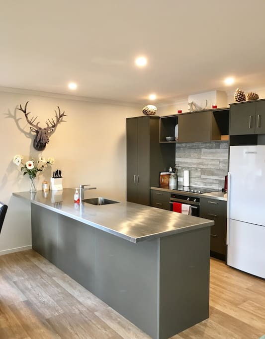 Kitchen bench