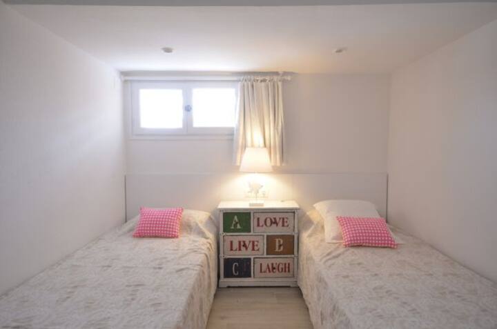 חדר השינה הכפול בקומת הקרקע