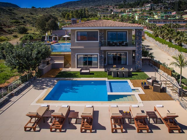 Villa Belamar – Luxury Sea-View Stay, Hersonissos