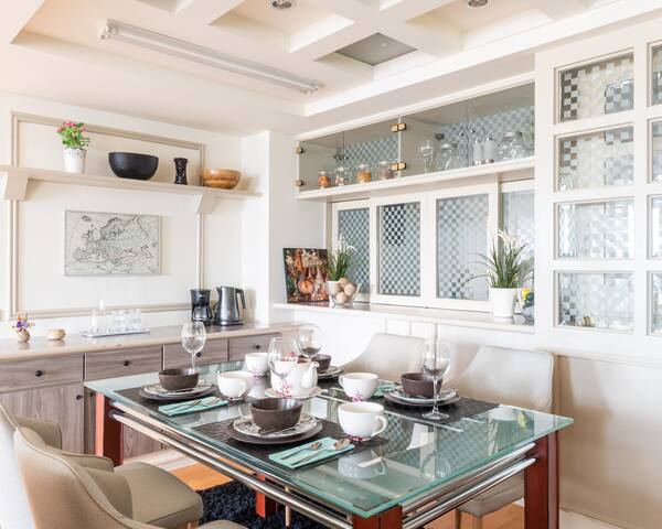 H&K 3/2 Large Family Apartment in Daan gallery image 5