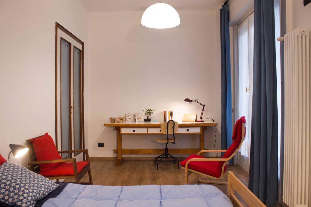 2 persone, 1 letto matrimoniale