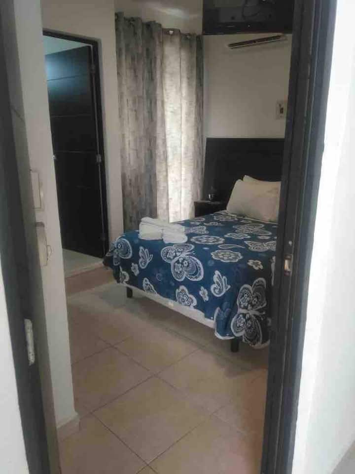 Cozy Rooms (5) 10min Walking To Beach Ac Wifi - Playa del Carmen