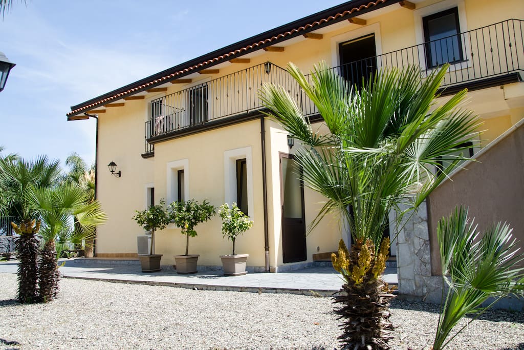 Out-Door - Suite Apt Francesco -
AGRITURISMO ROSEMARINE - SUNTRIPSICILY COM